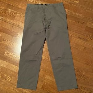 Classic Gap Khakis 36x32